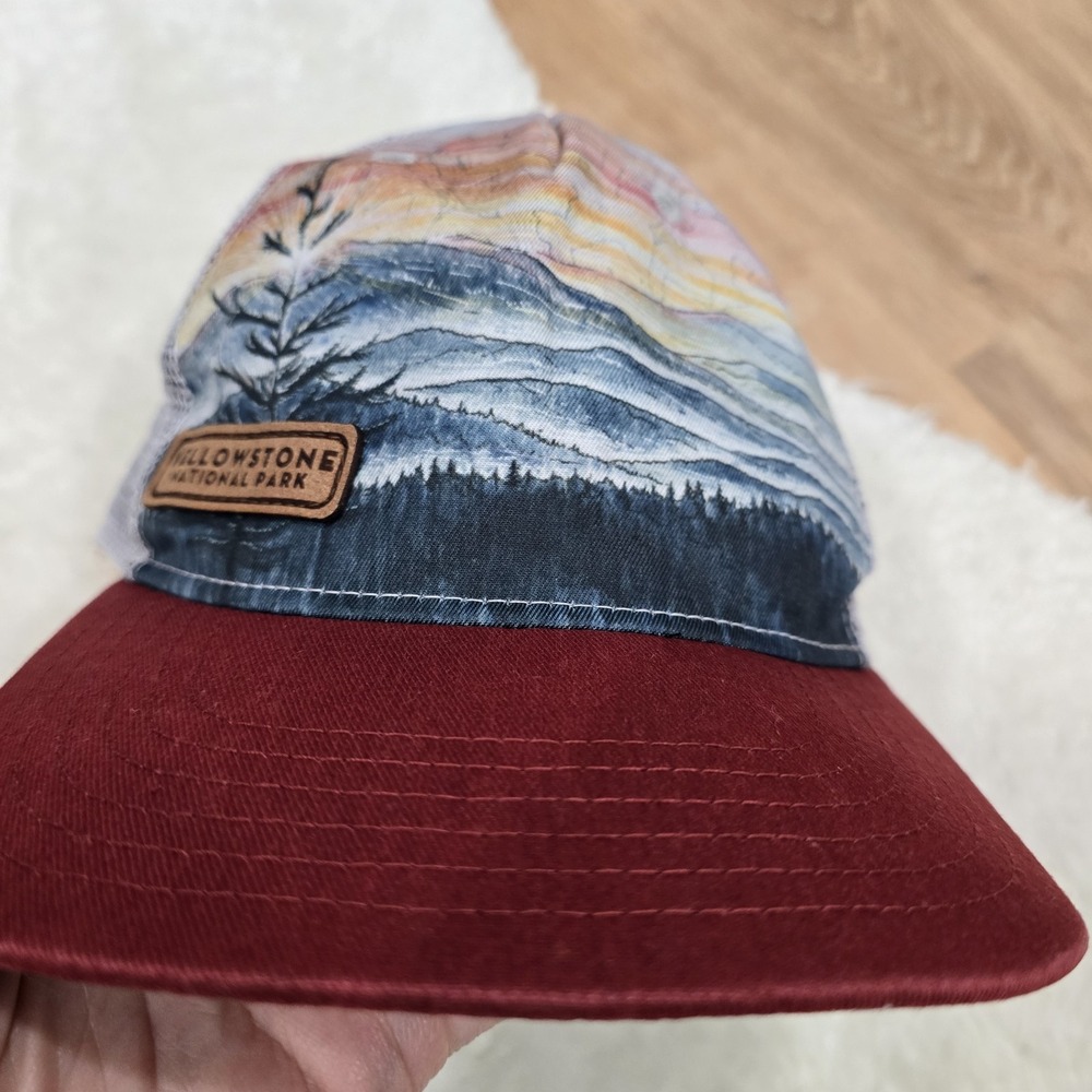 Yellowstone National Park Trucker‎ Hat - Locale Outdoor - Junior / Youth Size